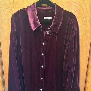 Faherty Size Medium Maroon Velvet Shirt